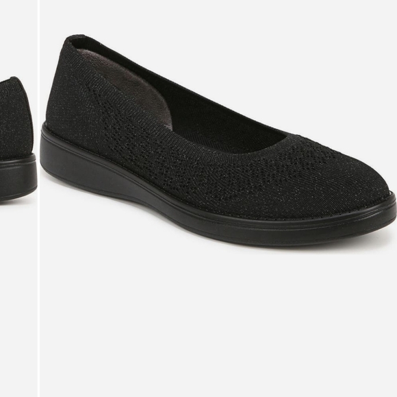 BZees womens black slip on shoes - Picture 2 of 7